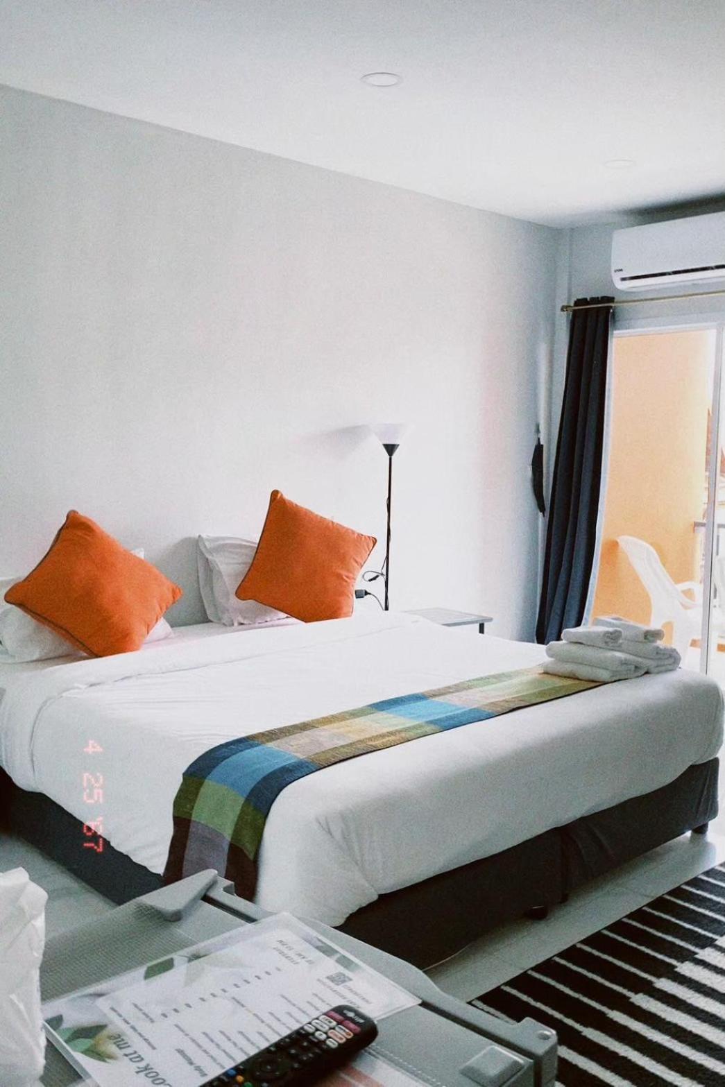 Sasimanta Hotell Kamala Beach Exteriör bild